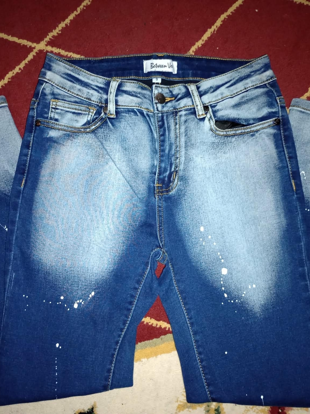 Bawen Vu Women's Blue Washed Skinny Jeans with Paint-Splash Detail